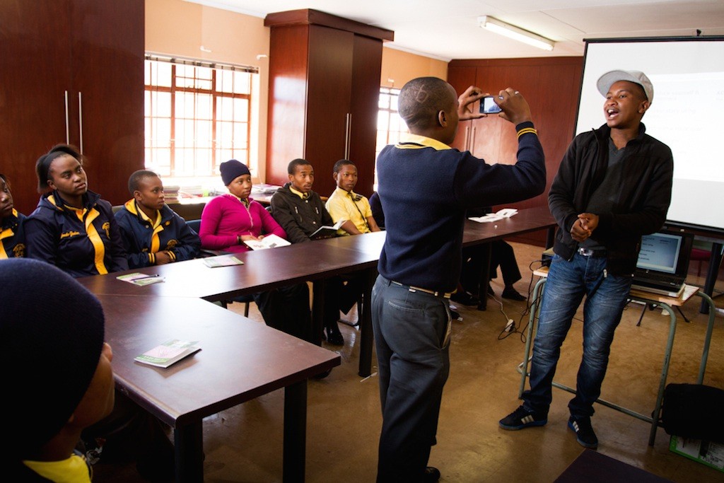 Bona Retsang community journalism training course. Imager: Vuselela